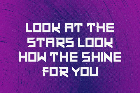 Super Maizen - Modern Futuristic Font Font StringLabs 