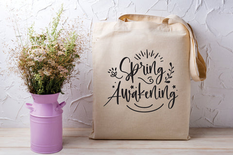 swallowtail Font Mozarella 