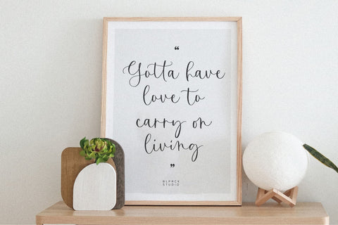 Timeless Diamond Font Balpirick 