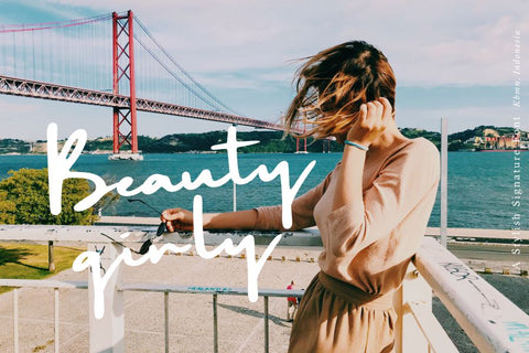 Trilogi Materialism Font Allouse.Studio 