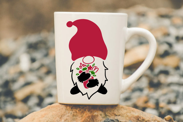 Valentine Gnome Hug Flowers SVG SVG dapiyupi store 