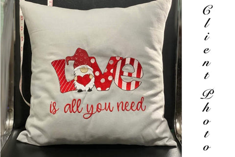 Valentine Gnome, LOVE Machine Embroidery Design Embroidery/Applique DESIGNS Canada Embroidery 