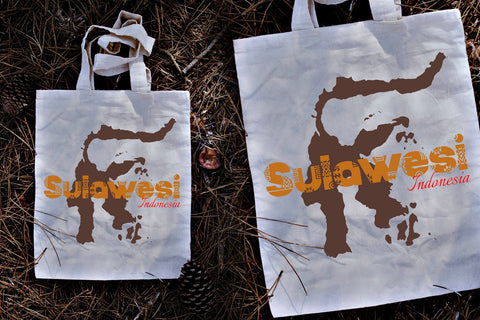 Wakatoby Font letterstockstd 