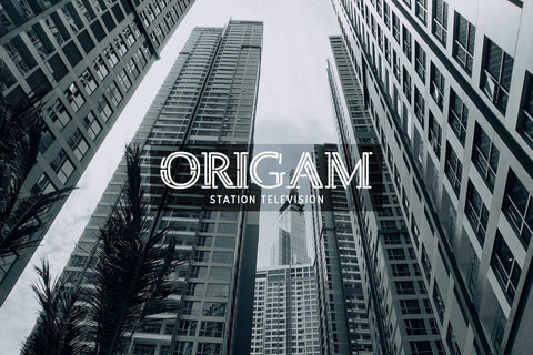 Welingtom - Futuristic Display Font Font StringLabs 