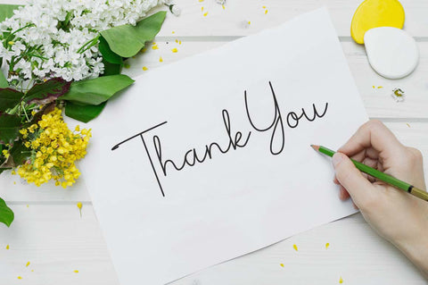 Whenly script font Font Chamsae Studio 