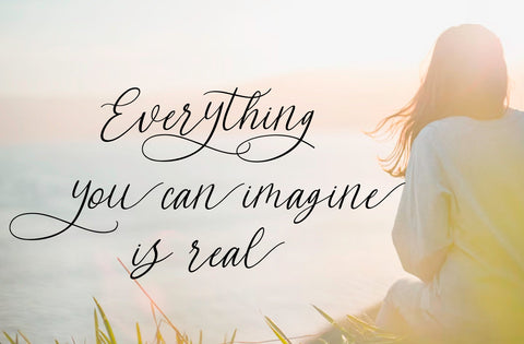 White Cheek Font Yuby 