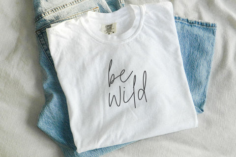 Wild Tropic - Chic Handwritten Font Font KA Designs 