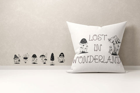 Wonderland - Cute Display Font Font ChiraaDesign 