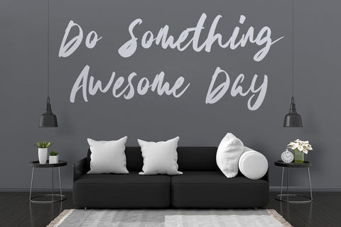 Young Crazy Font nearzz 