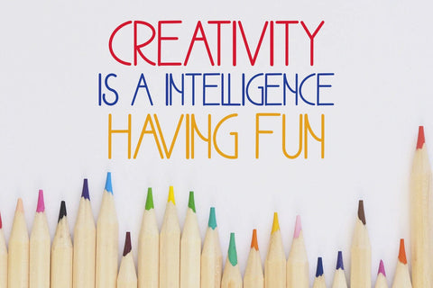 Zamoretta - Playful Display Font Font StringLabs 